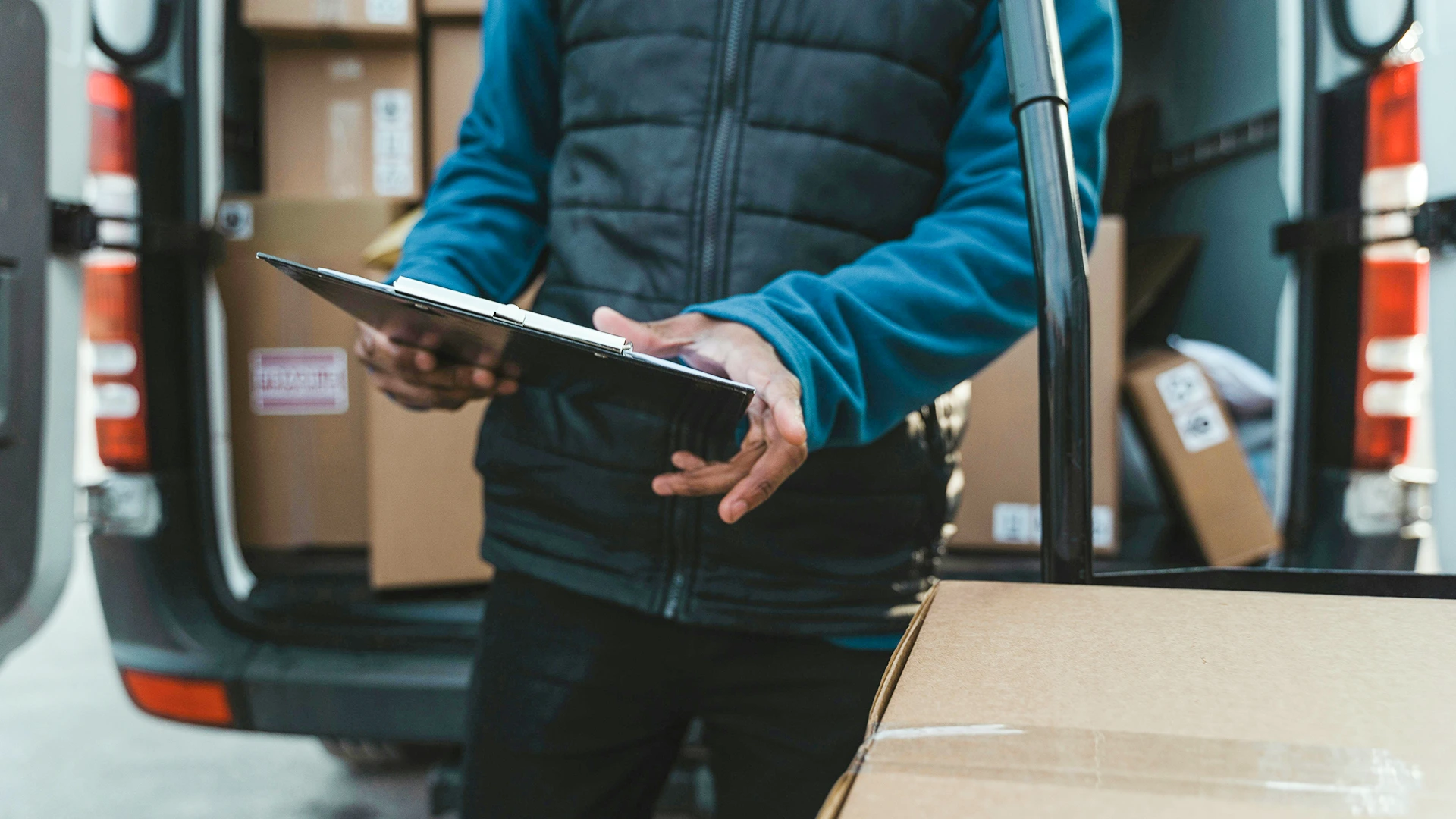 dedicated driver in Hull